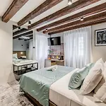 فندق مبيت وإفطار Makarun Heritage سبليت